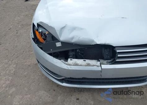 2013 Volkswagen Passat 2.5L Se from USA, damaged, VIN 1VWBP7A37DC103651